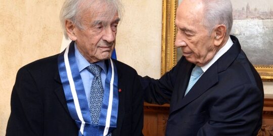 médaille président décernée elie wiesel