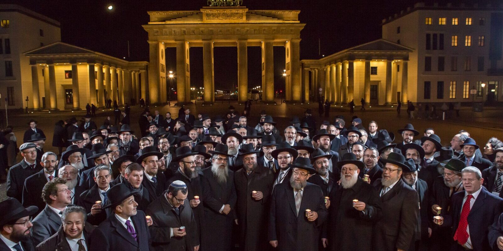 rabbins européens porte brandebourg