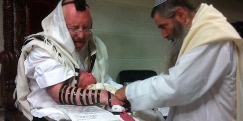 brit mila soroka père grièvement blessé gaza