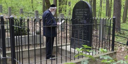 varsovie hommage rav halberstam assassiné nazis
