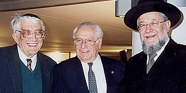 décès naphtali lavi frère rav israël méir lau