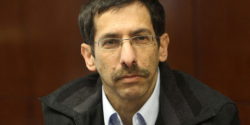 ministre auerbach hospitalisé plusieurs semaines