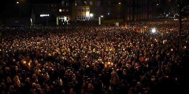 30 000 défilent copenhague