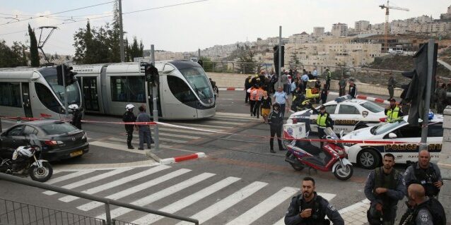 jérusalem attaque couteau tramway