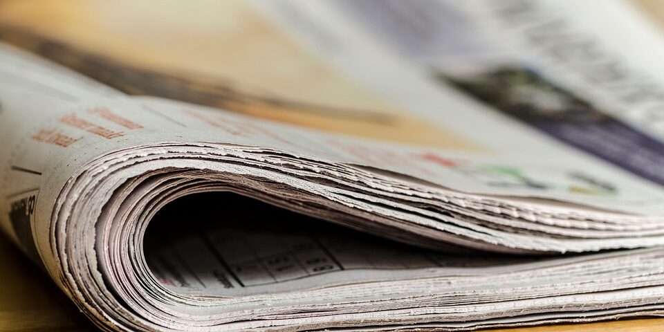 plainte contre quotidien belge interviewé négationniste