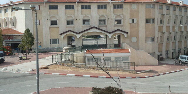 kiriat arba attentats voiture bélier