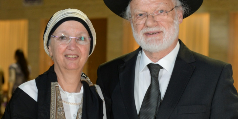 auschwitz bnei brak passant sommets industrie automobile