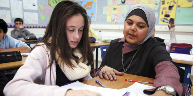 augmentation nombre enseignants arabes écoles juives