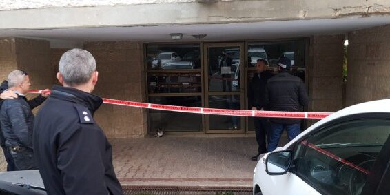 crime armon hanatsiv